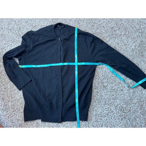 J. CREW Women's Black Cardigan Sweater, Size Large, Soft & Lightweight - Picture 4 of 9